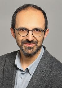 Dr. Barış Alp Özden Dr. Barış Alp Özden