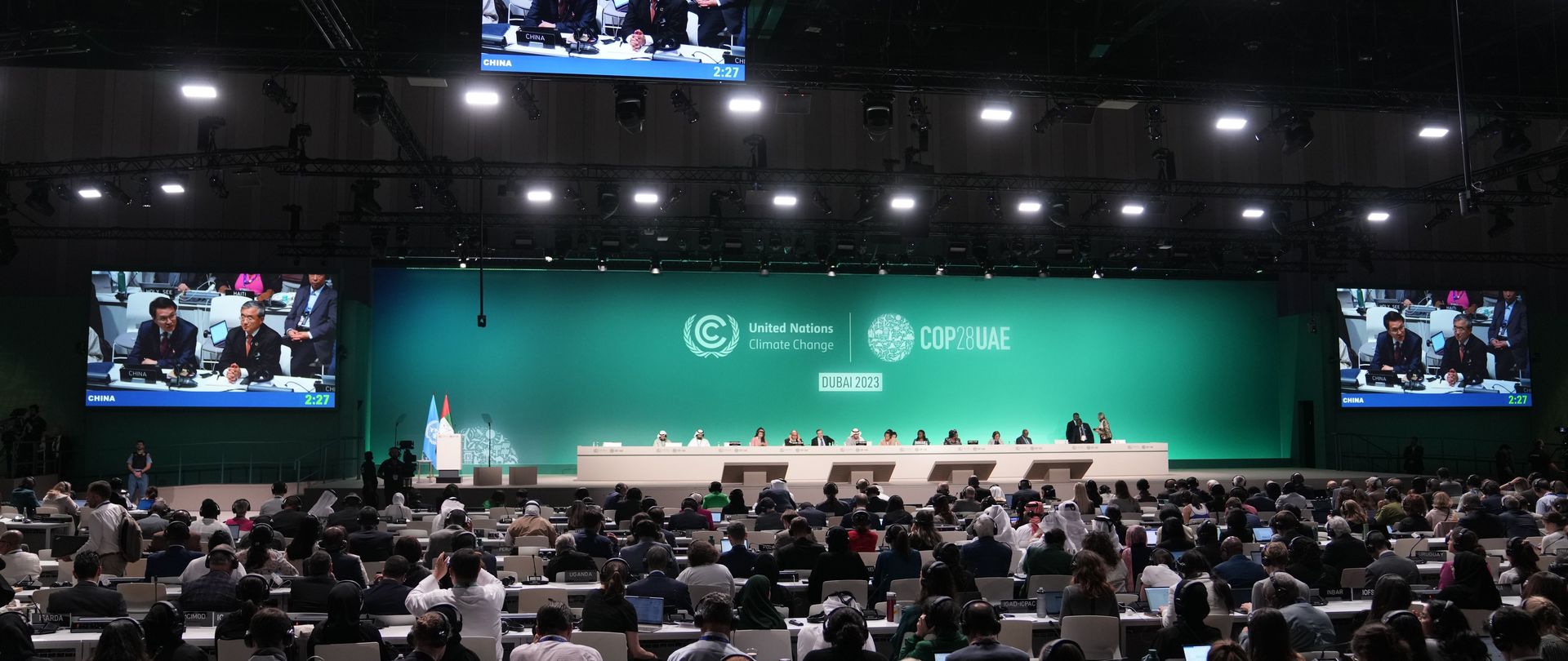 Plenarsitzung auf dem UN-Klimagipfel COP28, 13. Dezember 2023, in Dubai, Vereinigte Arabische Emirate. 